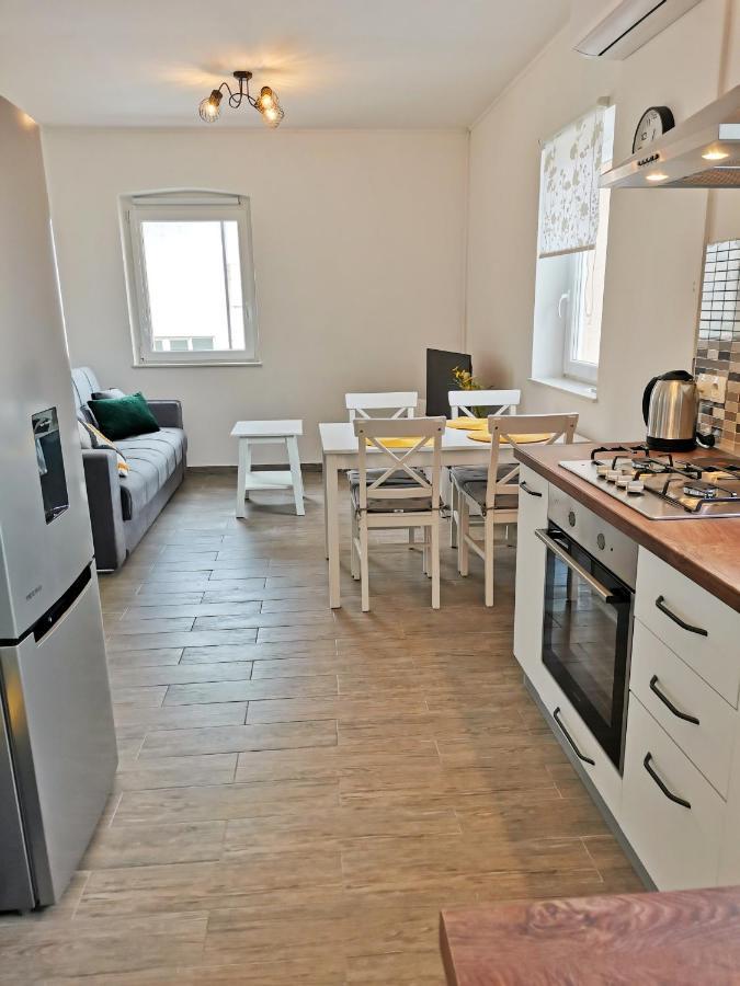 Apartment Roman Betina  Bagian luar foto