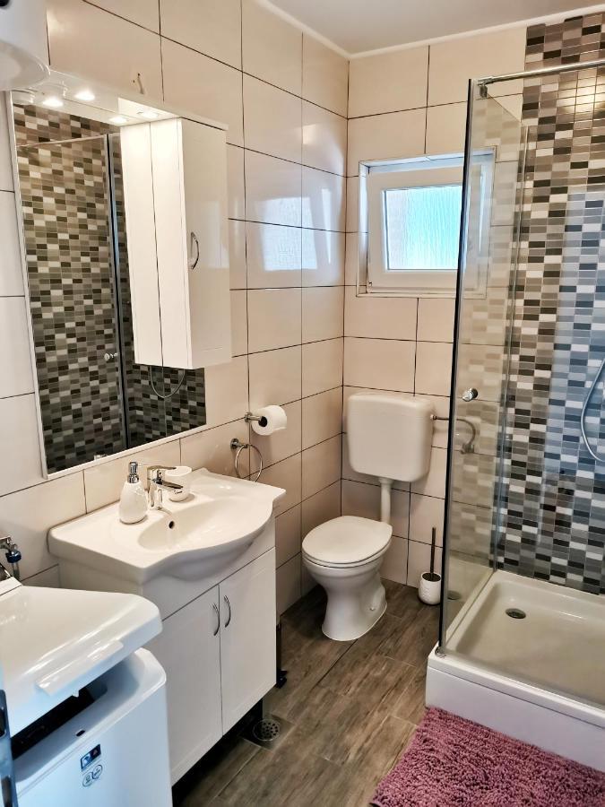 Apartment Roman Betina  Bagian luar foto